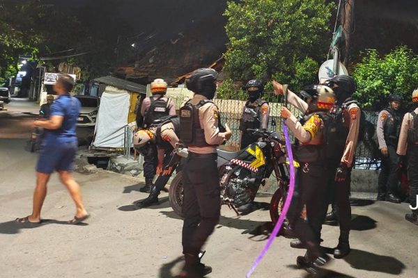Patroli Perintis Presisi Polres Pelabuhan Tanjungperak Berhasil Bubarkan Gengster