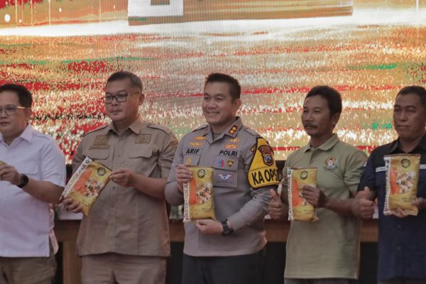 Irwasum Apresiasi Inovasi Jajaran Ciptakan Benih Jagung Bhayangkara