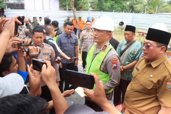 Kapolda Jatim Letakkan Batu Pertama Pembangunan Mako Satpolairud di Malang
