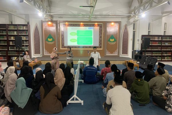 Cegah Pelanggaran dan Minimalisir Fatalitas Laka, Satlantas Polresta Malang Kota Gencarkan Edukasi Lalu Lintas di Ponpes
